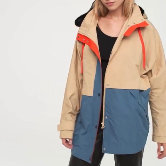 H&M Jackets & Blazers - H&M cotton blend parka NWT